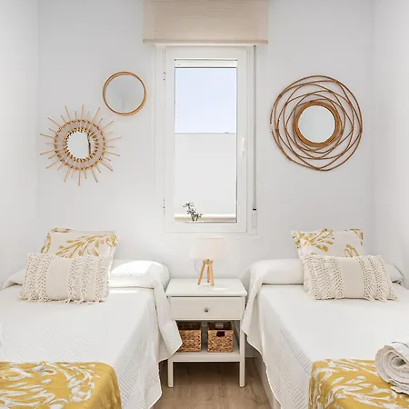 Apartment Casa La Playa-conil Vacaciones De Lujo En Conil Con Todas Comodidades Netflix-hbo-disney-canales De Futbol-wifi Alta Velocidad-smart Tv 65